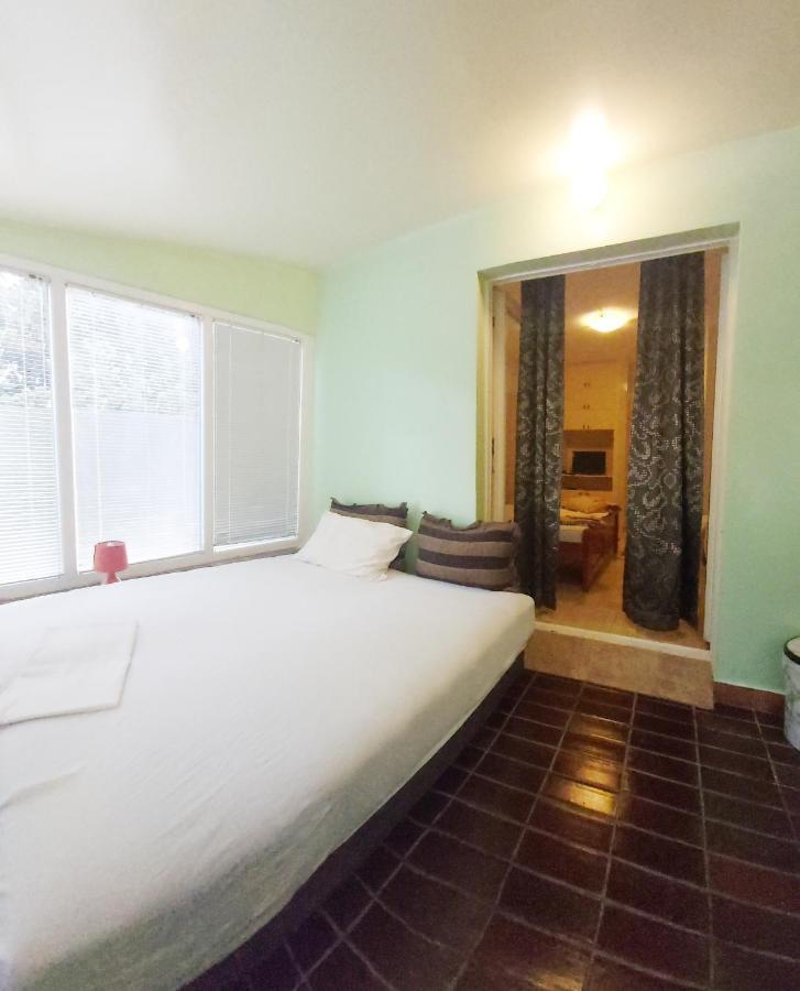 Bravo Apartmani Budva Luaran gambar