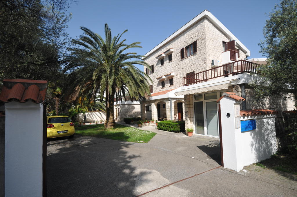 Bravo Apartmani Budva Luaran gambar