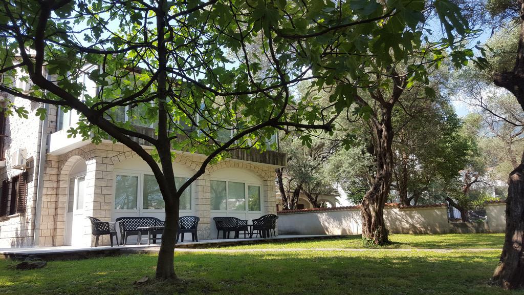 Bravo Apartmani Budva Luaran gambar