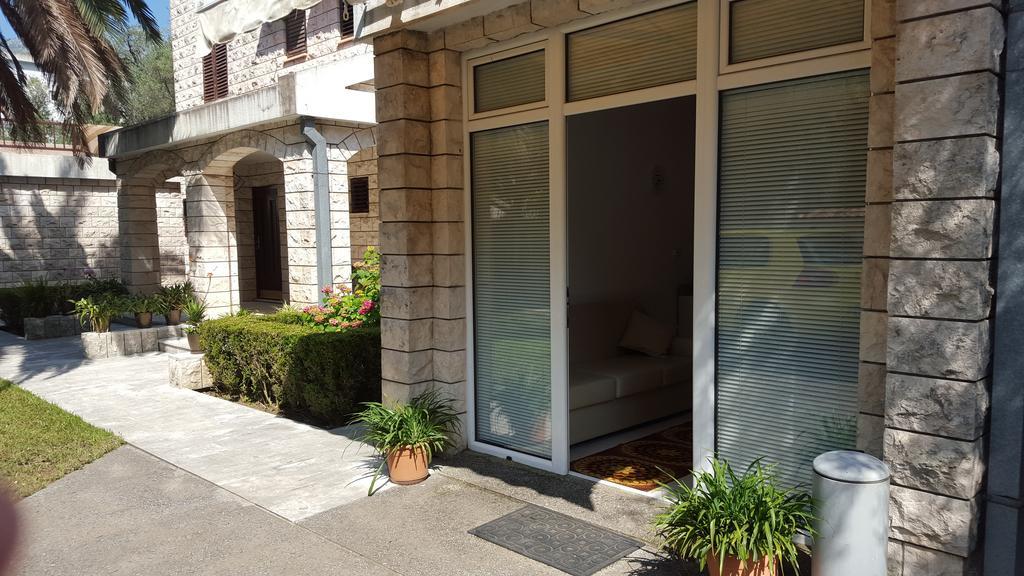 Bravo Apartmani Budva Luaran gambar