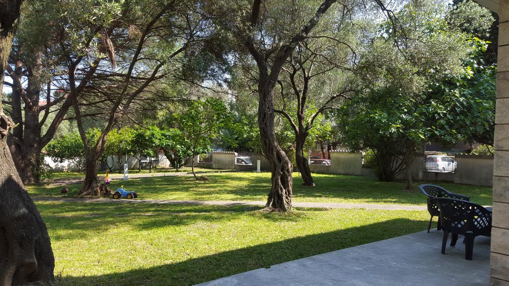 Bravo Apartmani Budva Luaran gambar