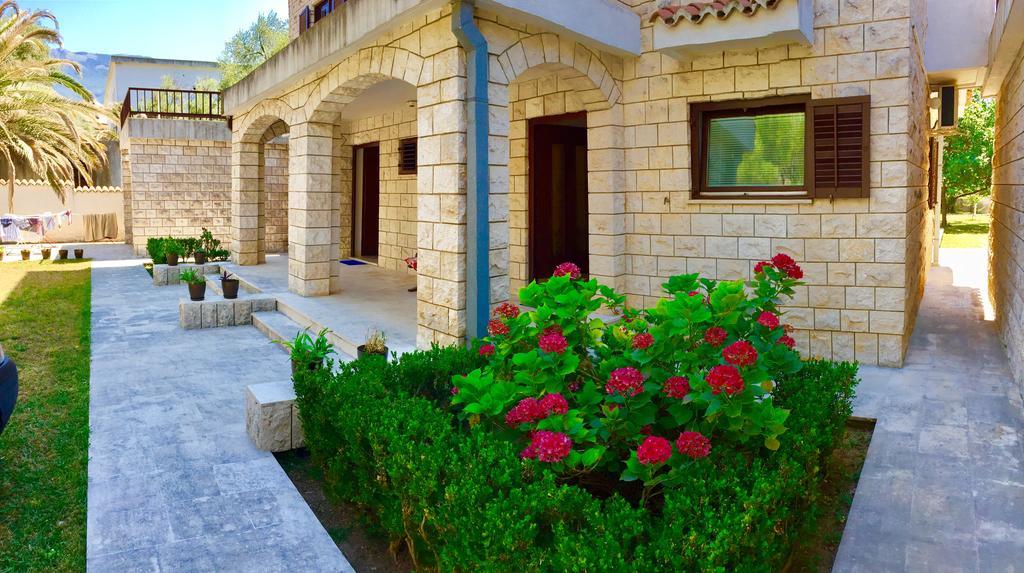 Bravo Apartmani Budva Luaran gambar